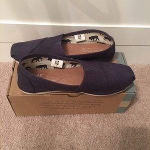 TOMS classic alpargata slip ons